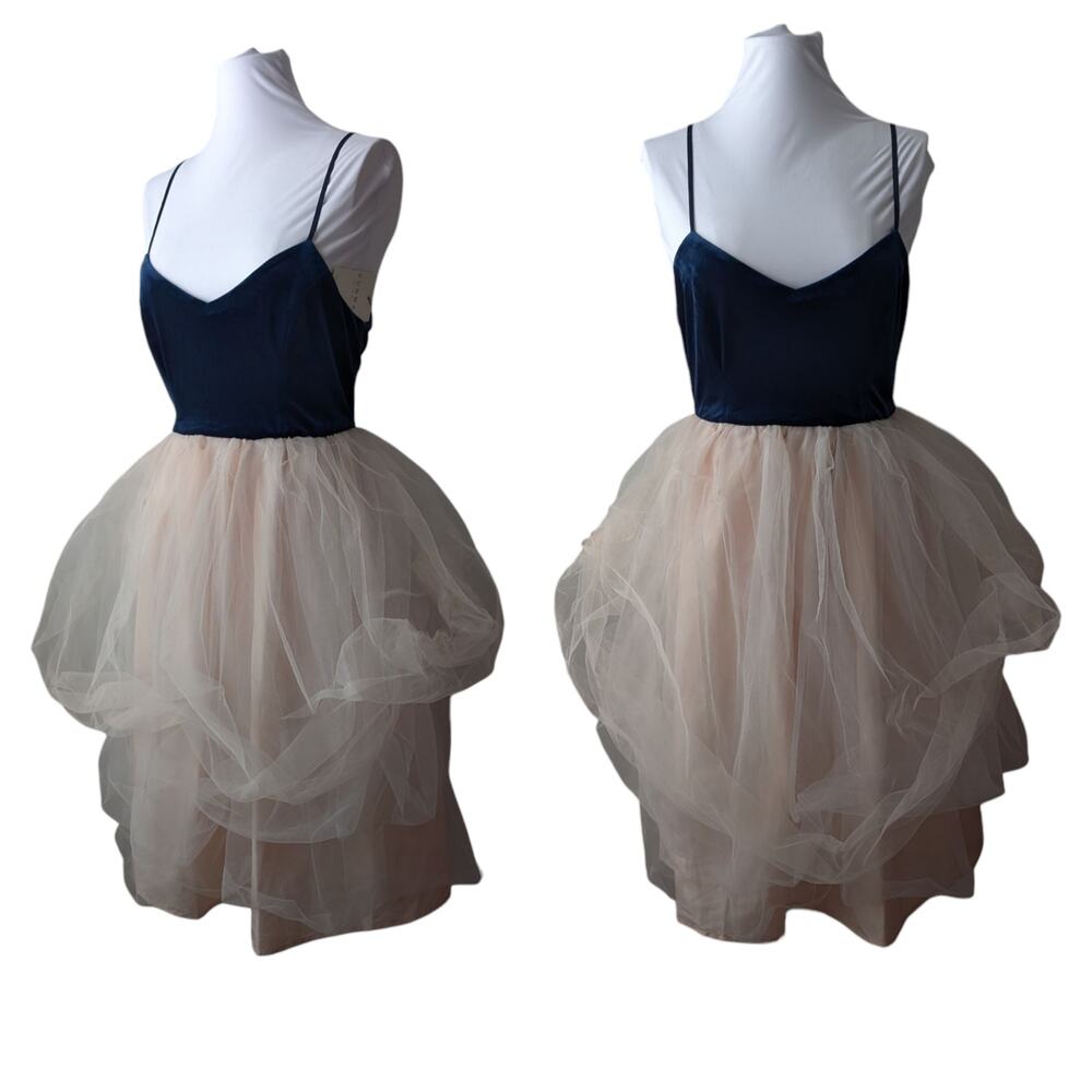 NWT Lauren Conrad Runway Limited Edition Tulle Skirt Dress **Flaw
